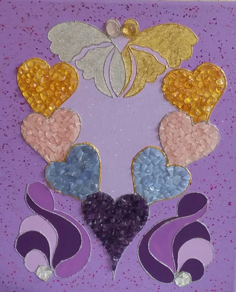 Tableau coeurs et papillon violet et rose - Avec des cristaux naturels - Par l'artiste Maria Adelfa Guillen